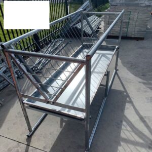 Cattle horse hay grain feeder long v feeder.jpg